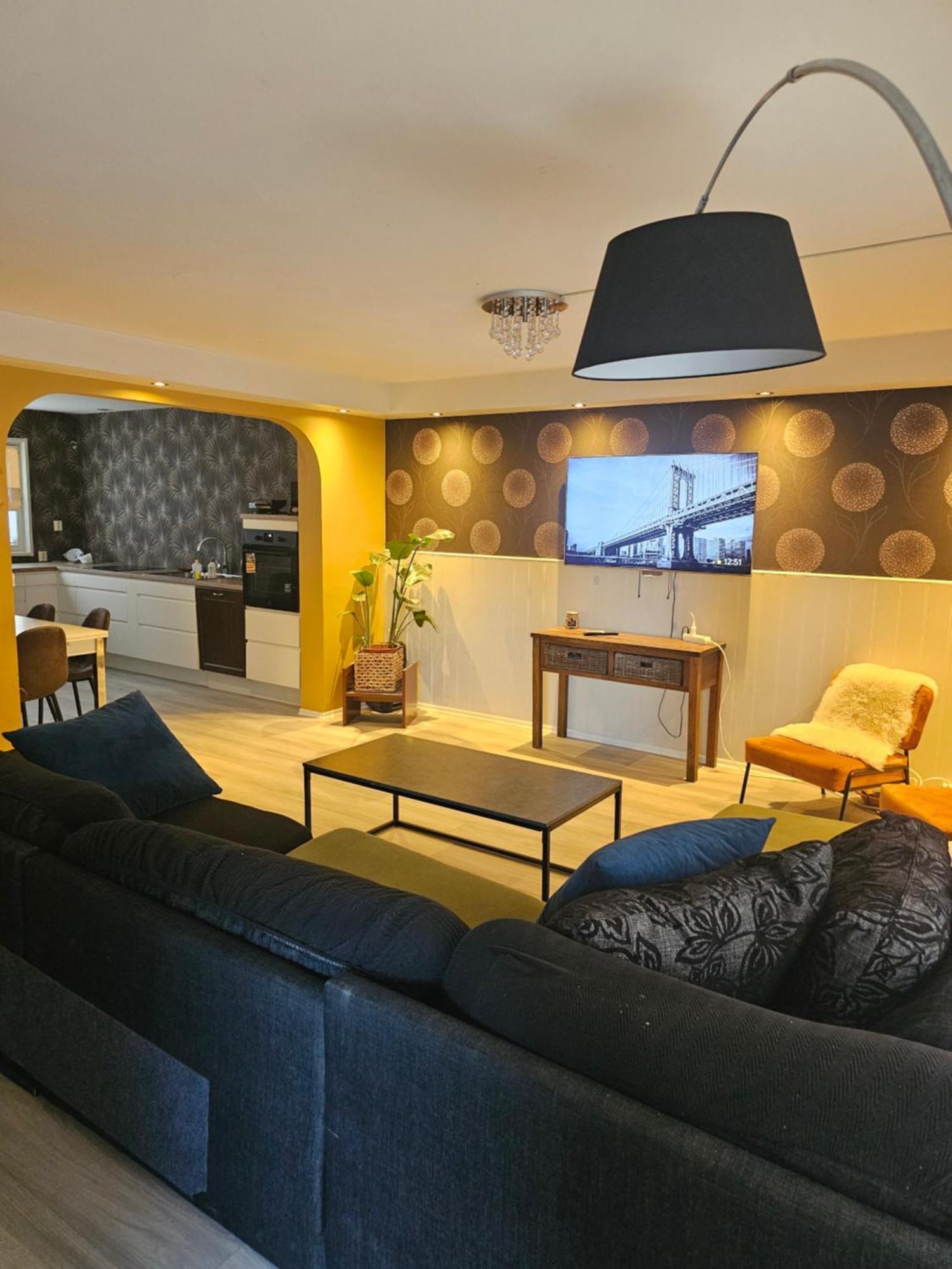 Lejlighed Full Privacy Townhome In With Wifi Oslo